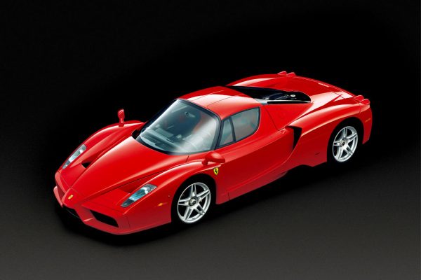Mobil Ferrari Enzo (2002–2004): Supercar Ikonik dari Italia