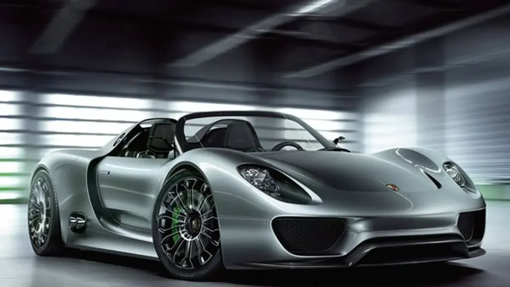 Porsche 918 Spyder: Mobil Tercepat dengan Waktu 2,2 Detik