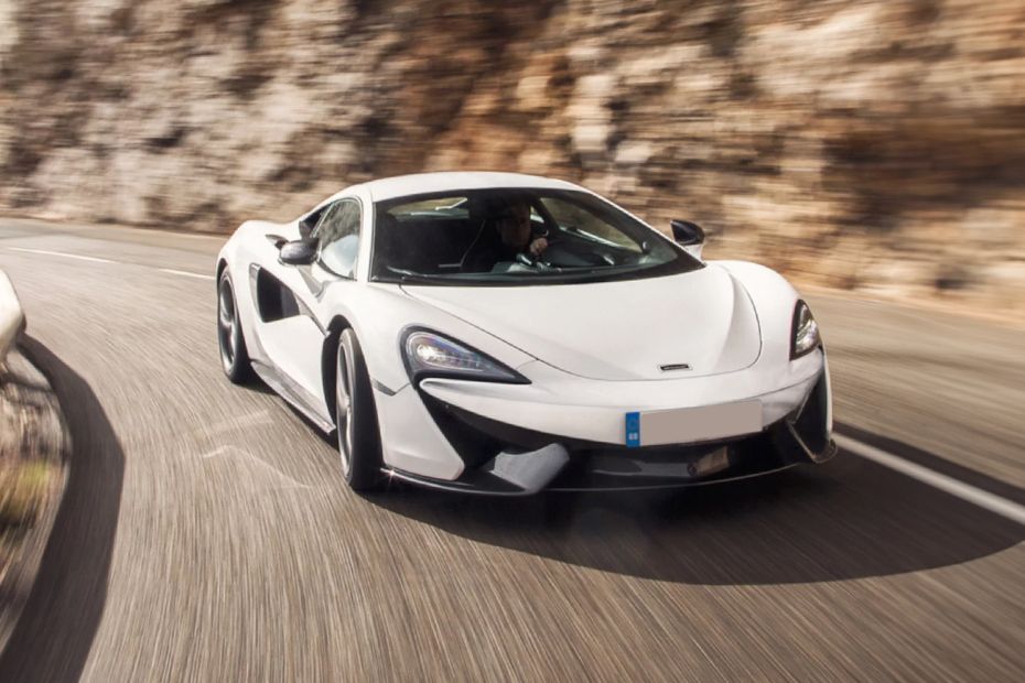Mobil McLaren 540C: Mobil Sport Berkinerja Tinggi dan Elegan