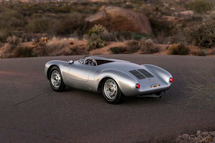Porsche 550 Spyder: Mobil Legendaris Ikonik dalam Dunia Balap